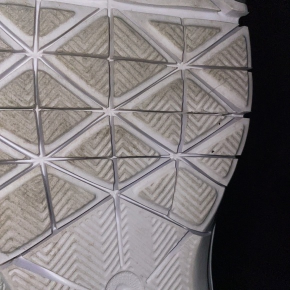 Nike Training Flex Essential Trainer - Picture 8 of 9